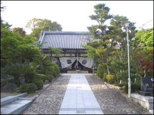 七宝山了徳密院　本堂